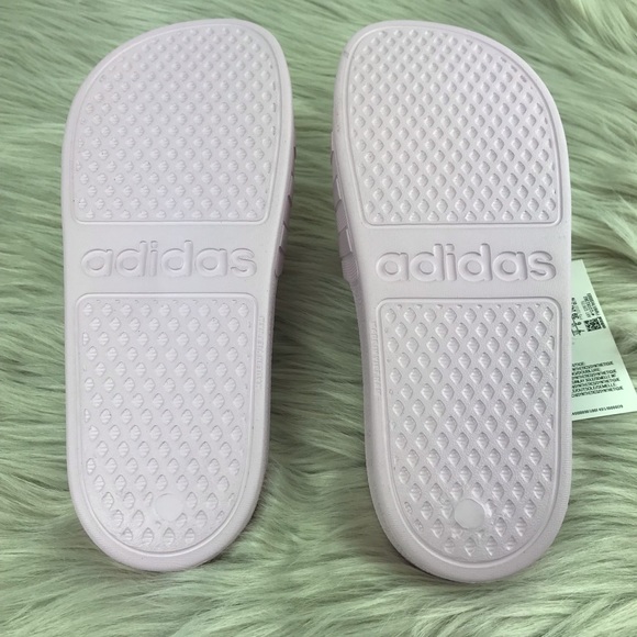 LAST PAIR! Women’s Pale Pink Adidas Slides - Picture 4 of 5